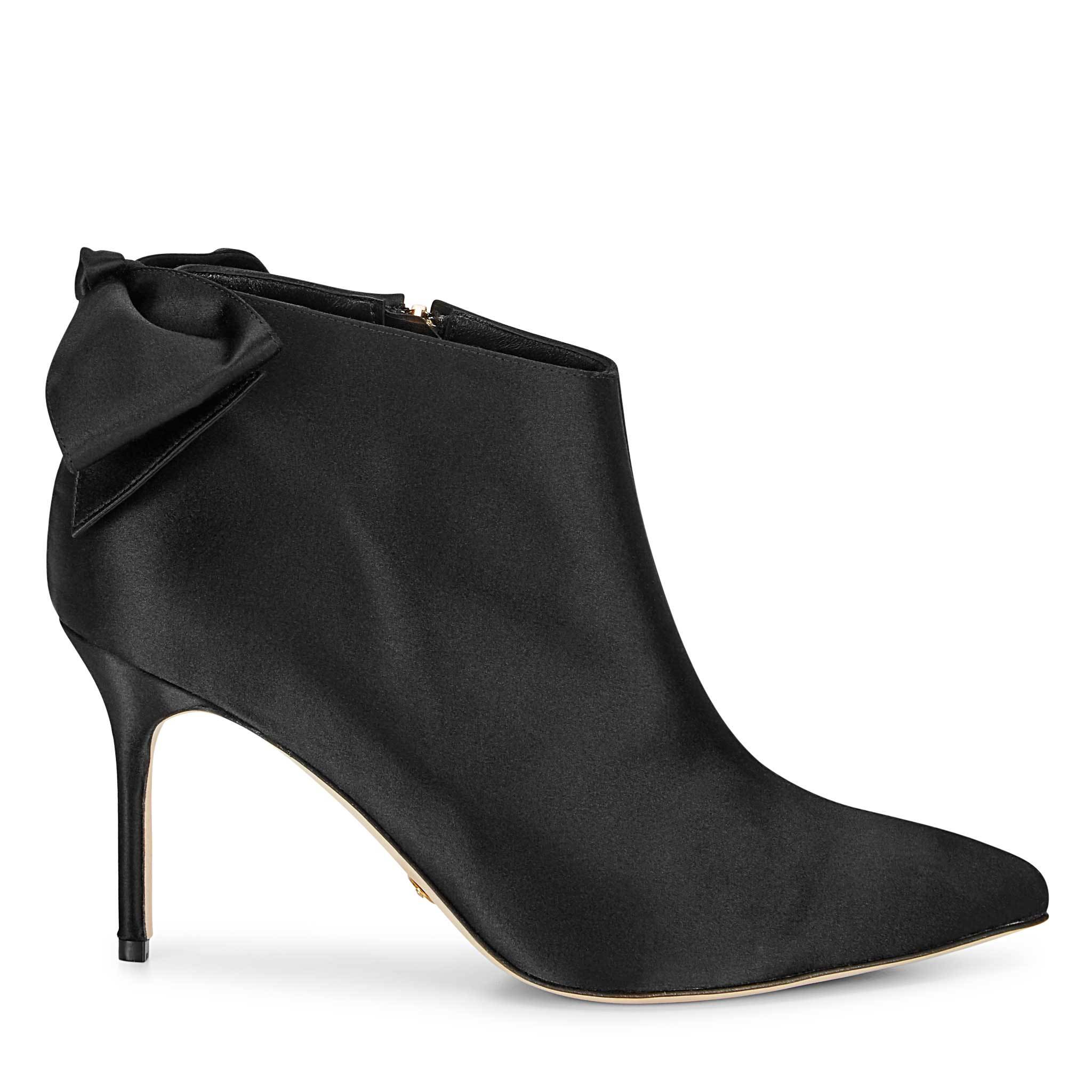 COLOR|Black Satin